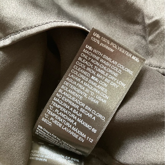 NEW White House Black Market Long Sleeve Twist Neck Satin Blouse Size 4 NWT - Picture 15 of 15